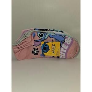 New 6 Pack Women’s Stitch No Show Socks. (BNWT)